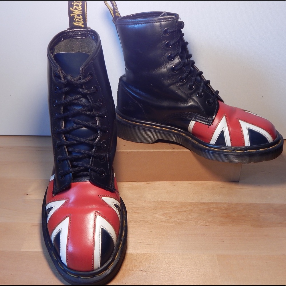 BRITISH DOCS